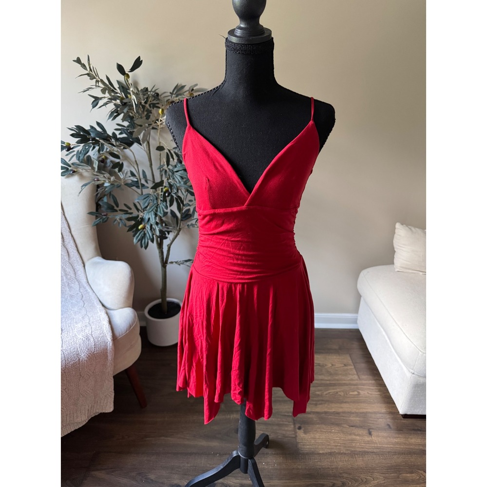 Oh Polly Red Ruched Handkerchief Hem Mini Dress V-Neck Adjustable Straps Size 8